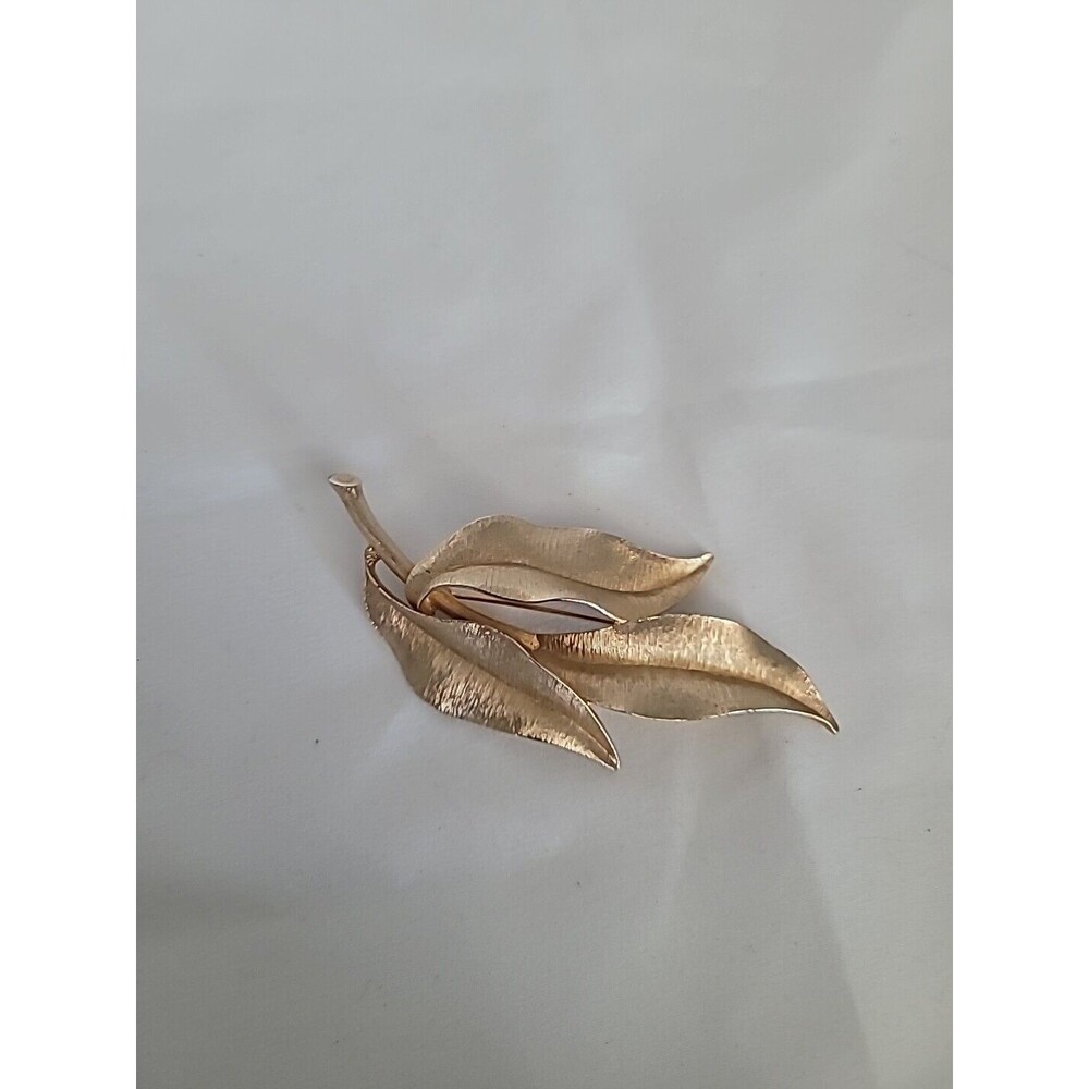 3 Leaves Brooch Goldtone Scarf Pin 3.5" L 1.5 W Vintage